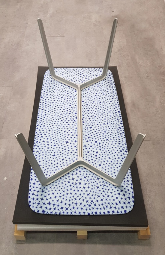 Marc_Newson_Murrina_Blue_Desk_4