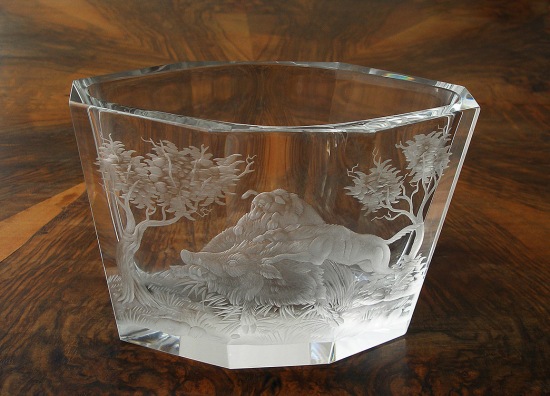 Jardiniere, cut crystal, engraved with wild boars and dogs